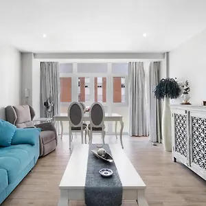  Habitación en casa particular Cozy In Stylish Flat Just Steps From The